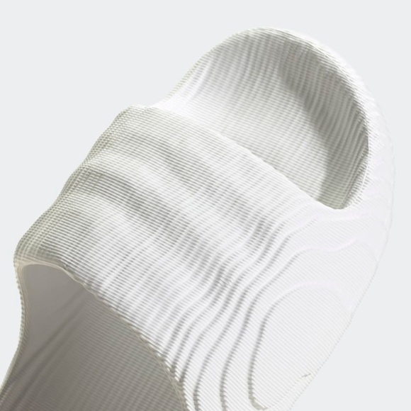 Adidas ADILETTE 22 Slides, Male Size: 6/ Woman Size: 8- NWT - Picture 2 of 15